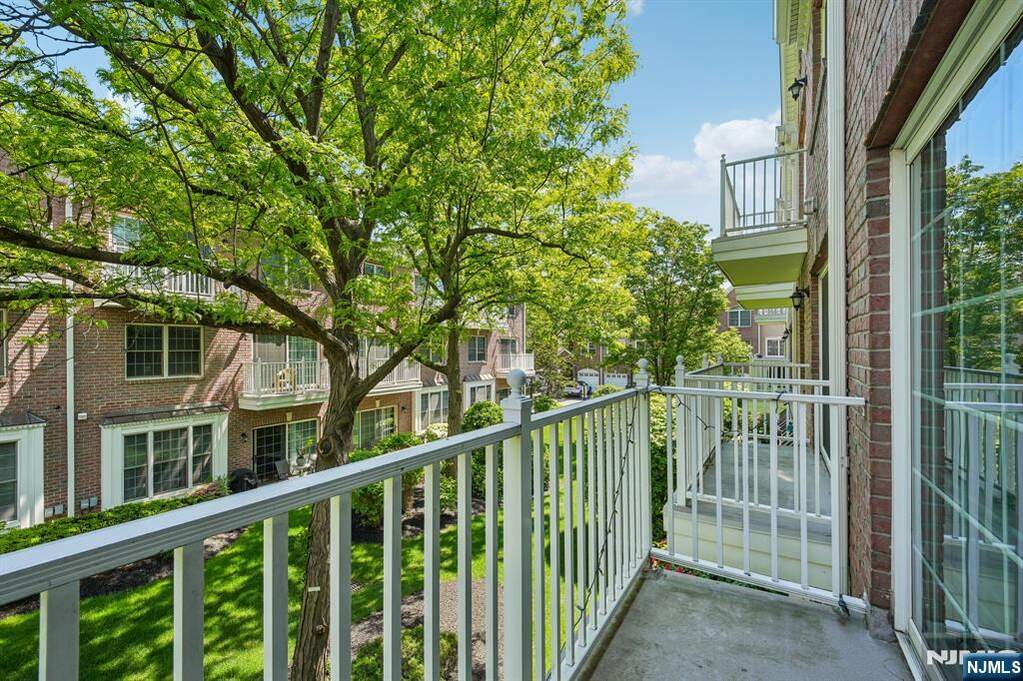 2 Bedroom Villa/Townhouse's Image 19