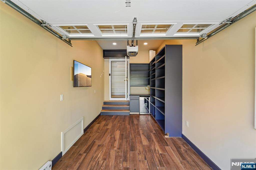 3 Bedroom Single Family Home/House's Image 12