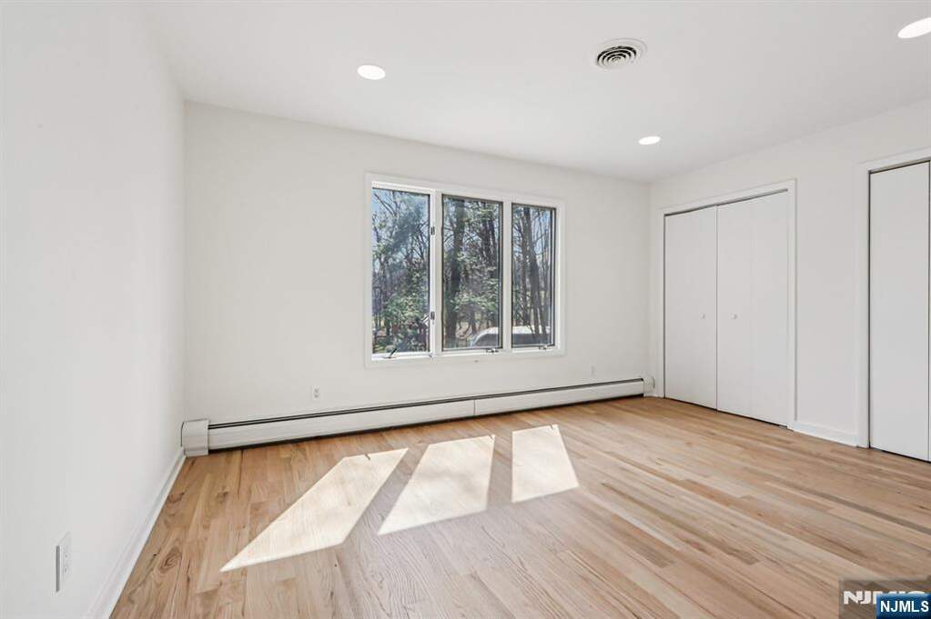 4 Bedroom Single Family Home/House's Image 32