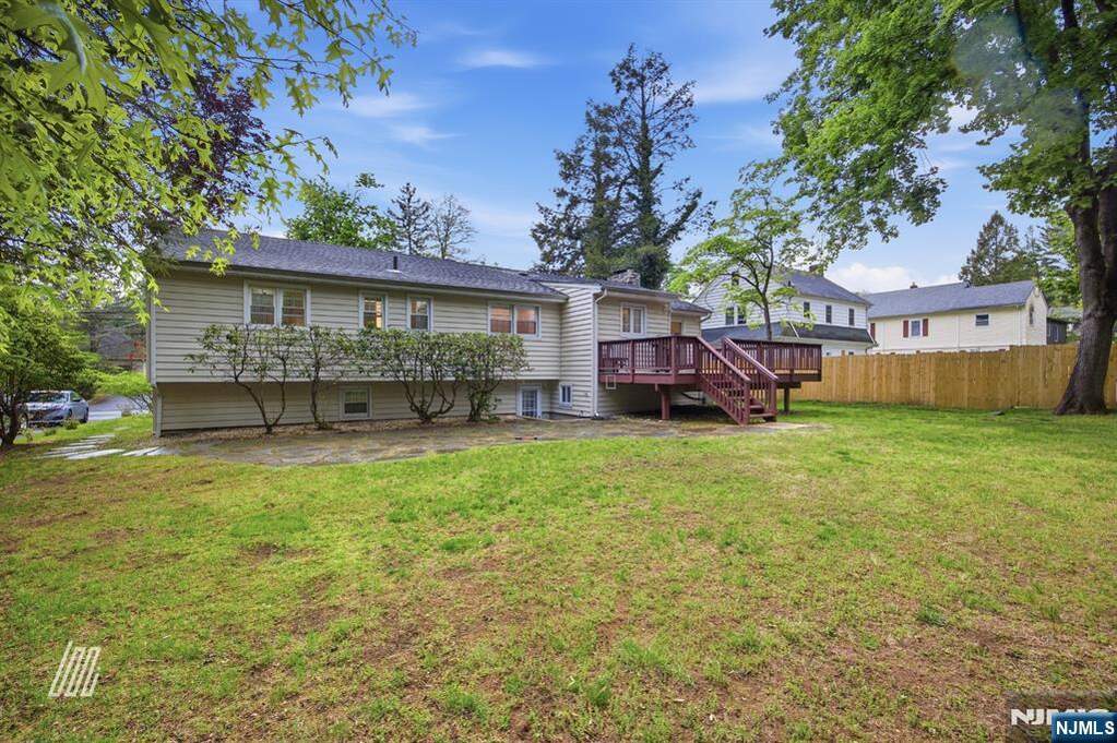 3 Bedroom Single Family Home/House's Image 29