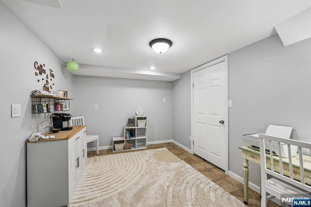 3 Bedroom Single Family Home/House's Image 20