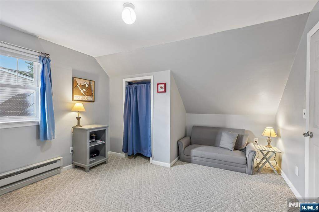 3 Bedroom Single Family Home/House's Image 24
