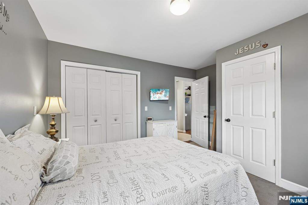 3 Bedroom Single Family Home/House's Image 29