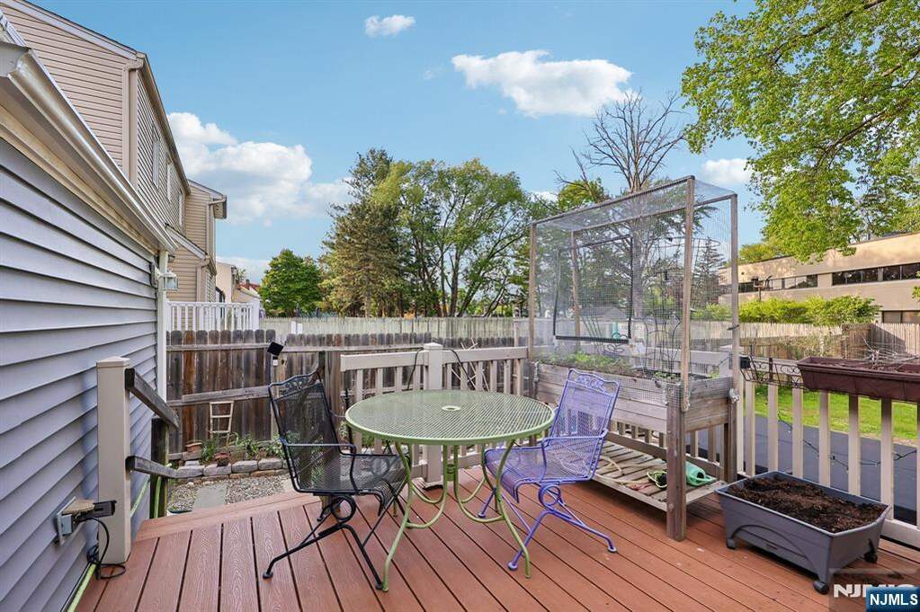 3 Bedroom Single Family Home/House's Image 31