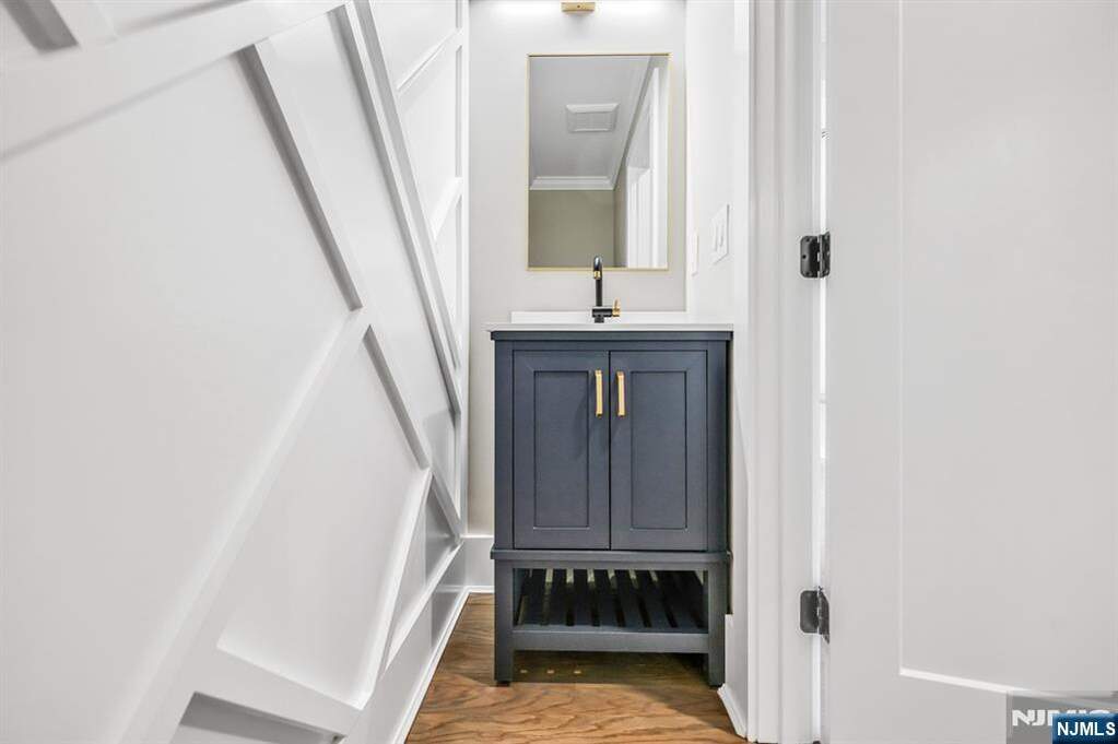 3 Bedroom Single Family Home/House's Image 16