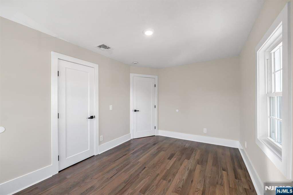 3 Bedroom Single Family Home/House's Image 19
