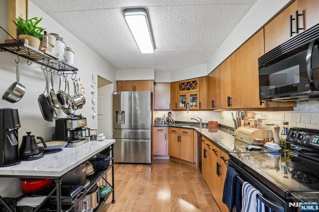 2 Bedroom Apartment/Flat's Image 8