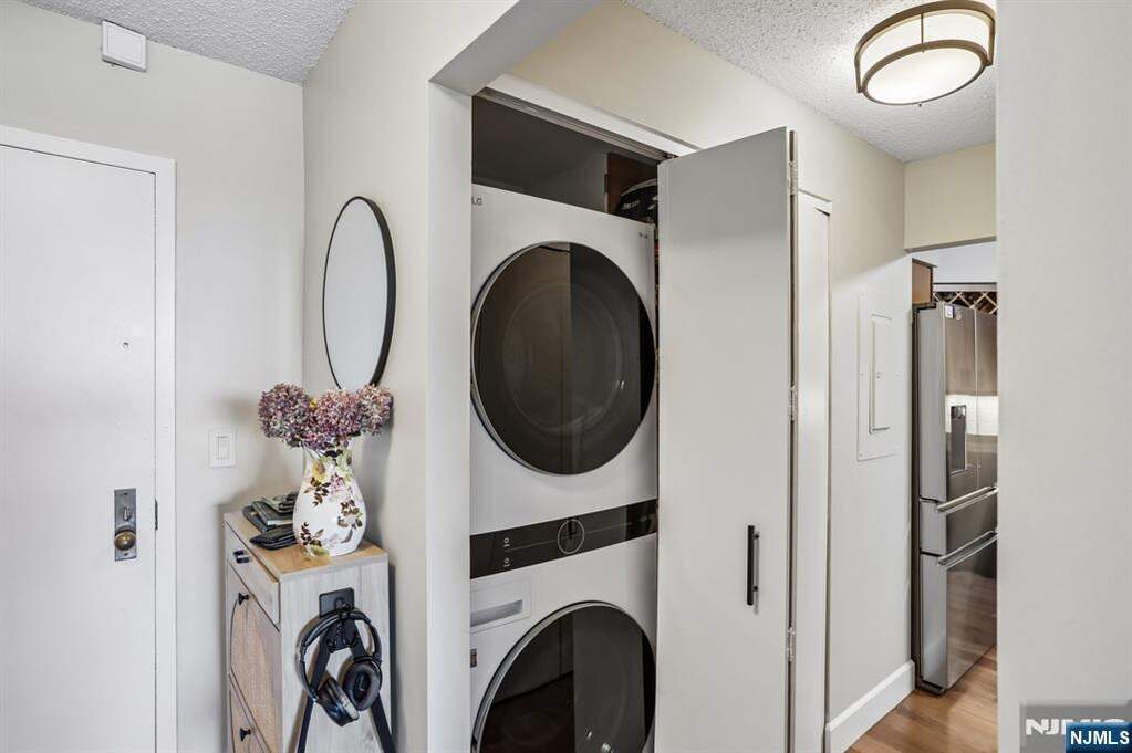 2 Bedroom Apartment/Flat's Image 10