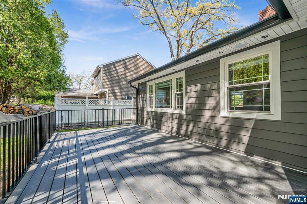 3 Bedroom Single Family Home/House's Image 36