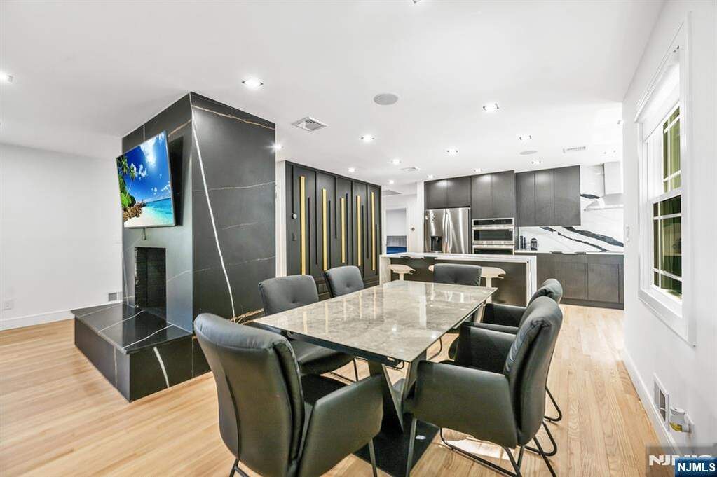 3 Bedroom Single Family Home/House's Image 6