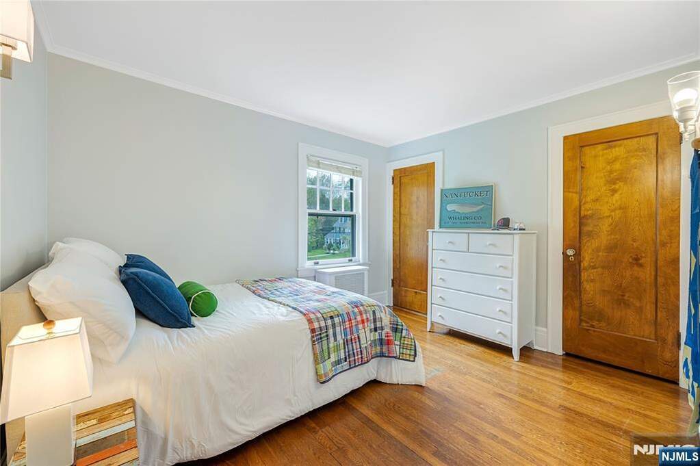 4 Bedroom Single Family Home/House's Image 13