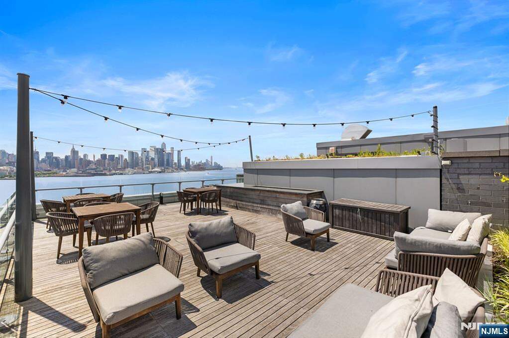 2 Bedroom Apartment/Flat's Image 17