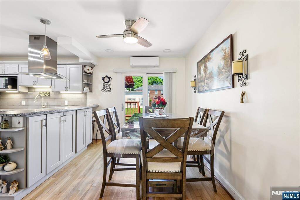 3 Bedroom Single Family Home/House's Image 9