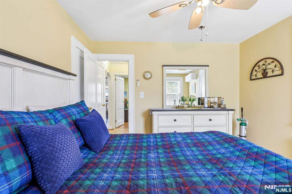 3 Bedroom Single Family Home/House's Image 13