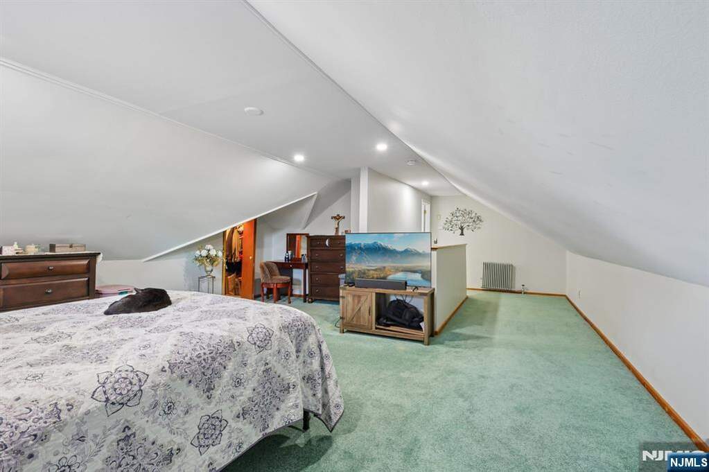 3 Bedroom Single Family Home/House's Image 20
