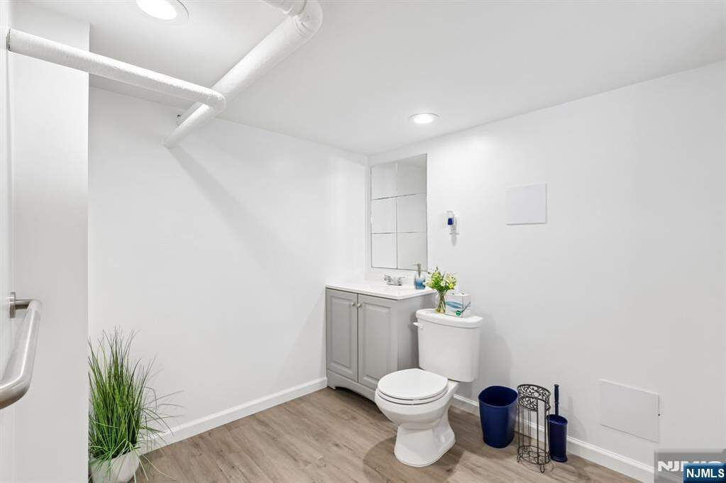 3 Bedroom Single Family Home/House's Image 29
