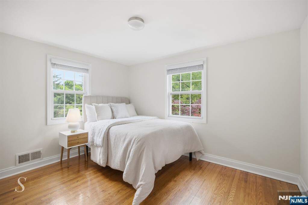 3 Bedroom Single Family Home/House's Image 17