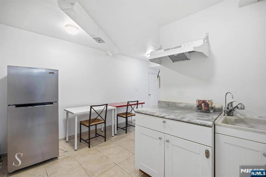 3 Bedroom Single Family Home/House's Image 22