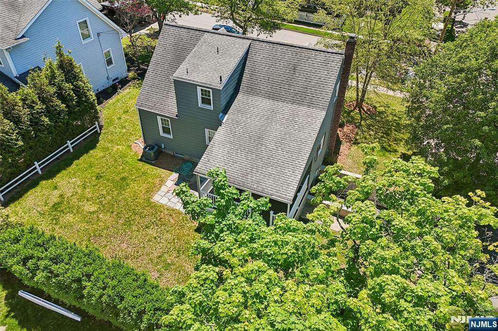 4 Bedroom Single Family Home/House's Image 21
