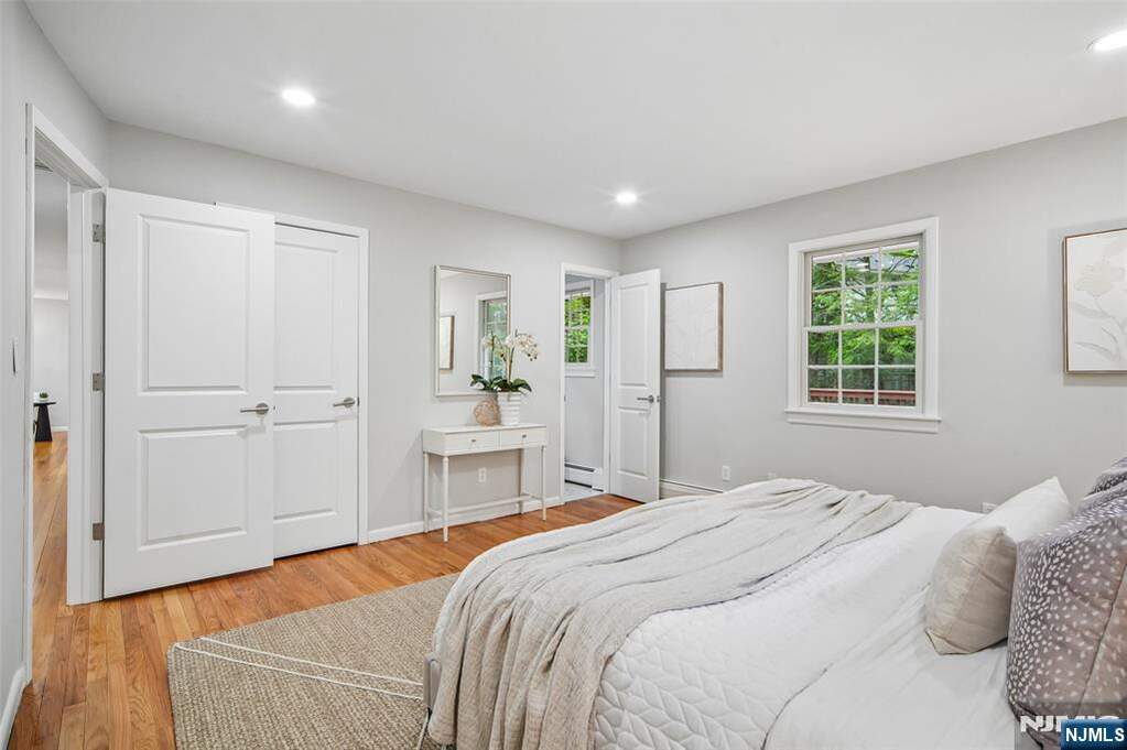 3 Bedroom Single Family Home/House's Image 13