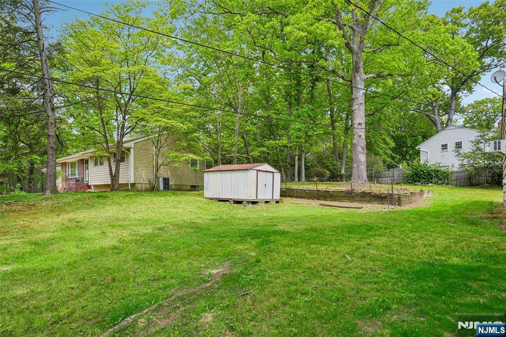 3 Bedroom Single Family Home/House's Image 25