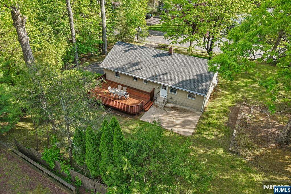 3 Bedroom Single Family Home/House's Image 29