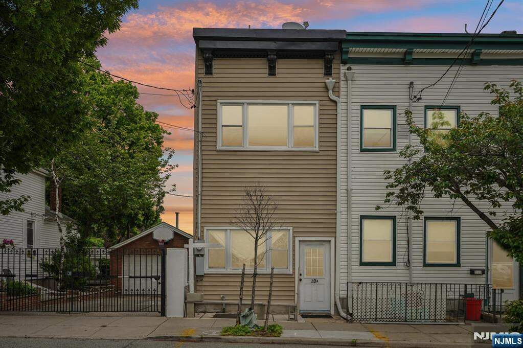 3 Bedroom Single Family Home/House's Image 26