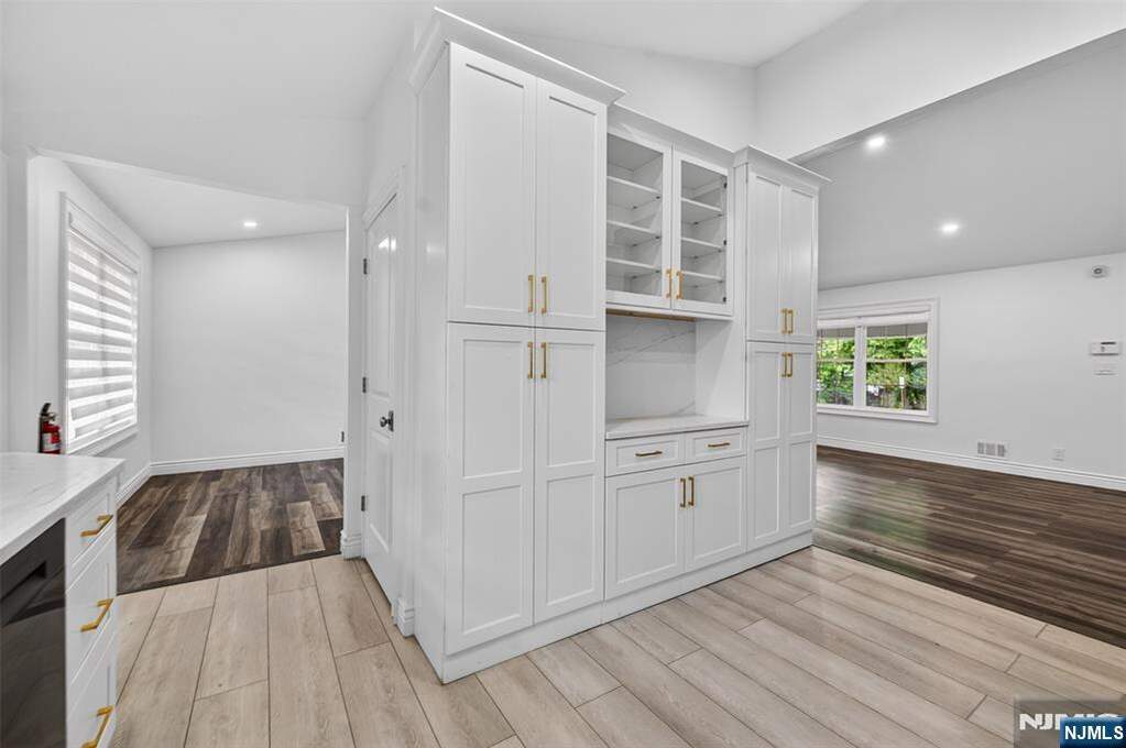 3 Bedroom Single Family Home/House's Image 9