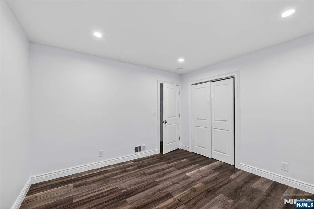 3 Bedroom Single Family Home/House's Image 16