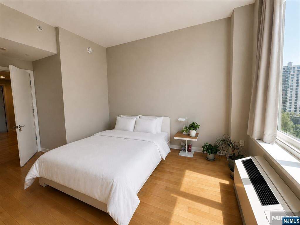 2 Bedroom Apartment/Flat's Image 8