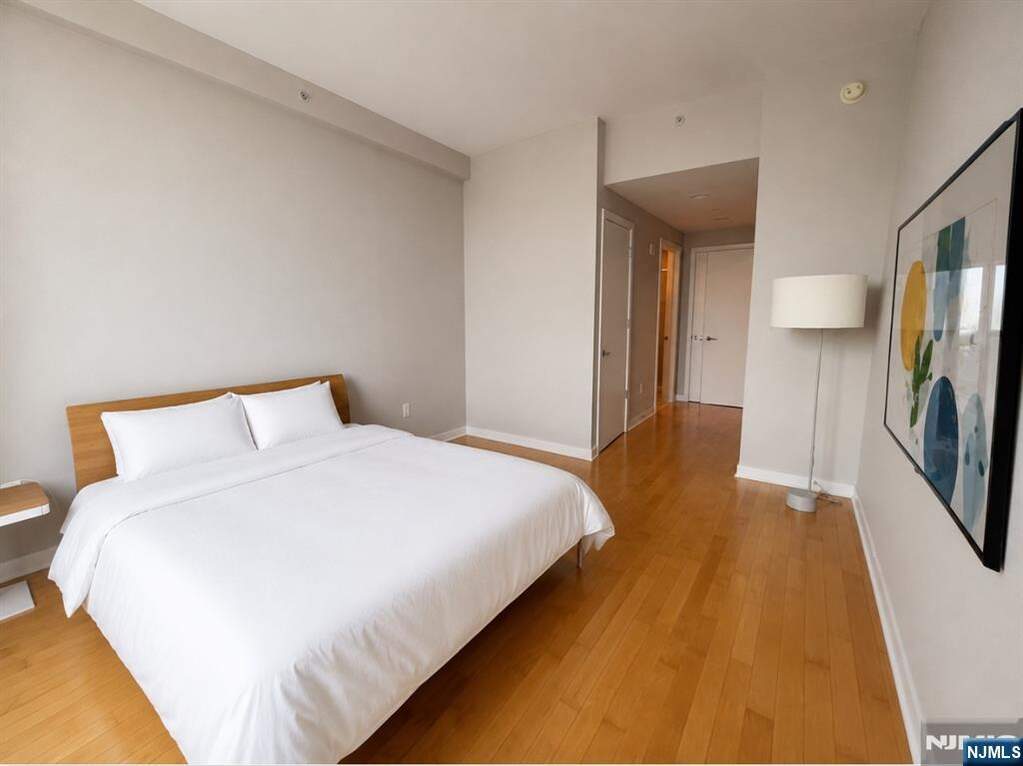 2 Bedroom Apartment/Flat's Image 14