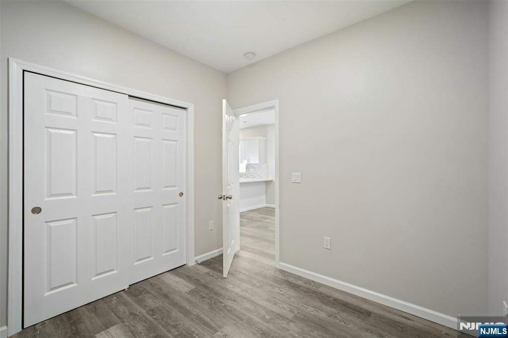 6 Bedroom Multi Unit's Image 14