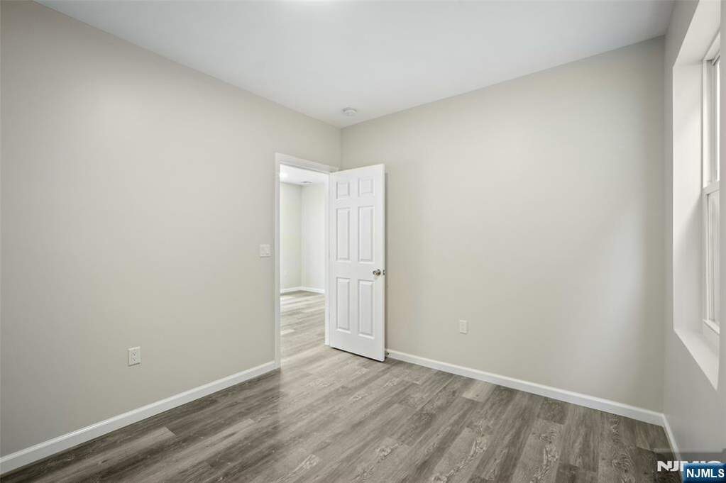 6 Bedroom Multi Unit's Image 21