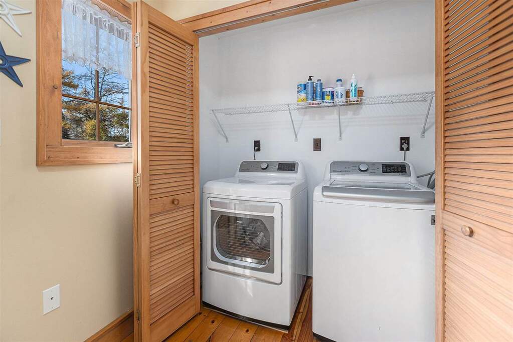3 Bedroom Single Family Home/House's Image 17