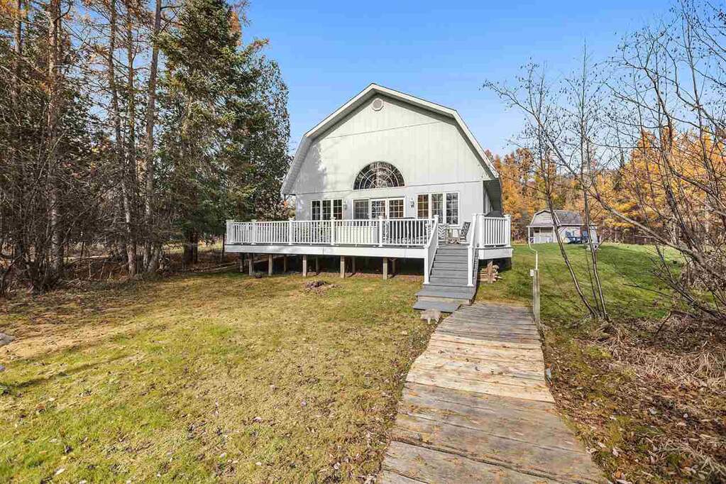 3 Bedroom Single Family Home/House's Image 23