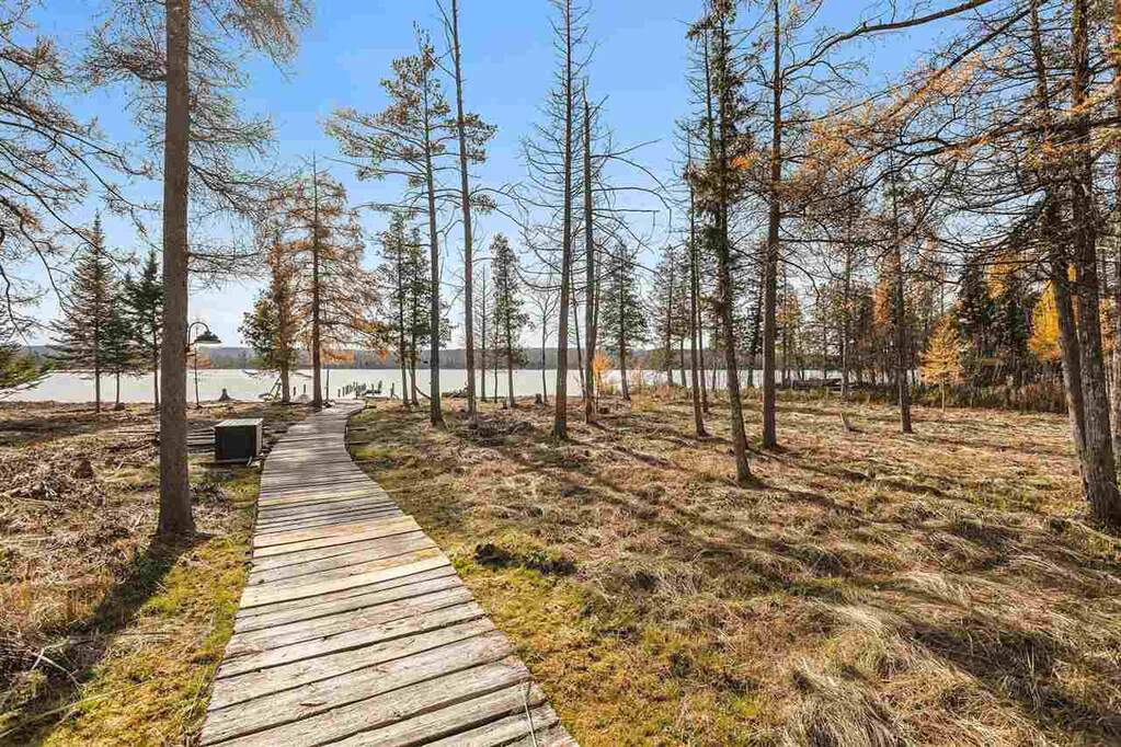 3 Bedroom Single Family Home/House's Image 27
