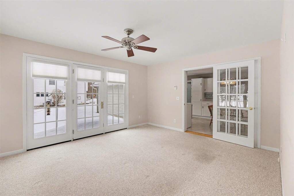 5 Bedroom Single Family Home/House's Image 10