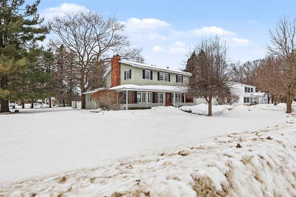 5 Bedroom Single Family Home/House's Image 29