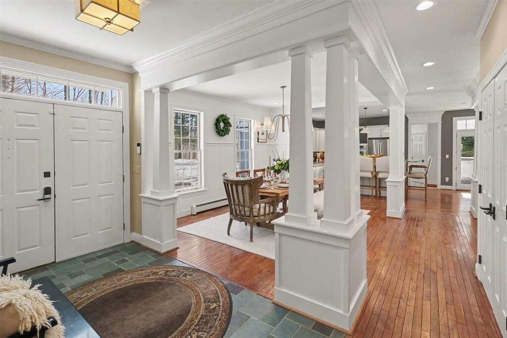 4 Bedroom Single Family Home/House's Image 8