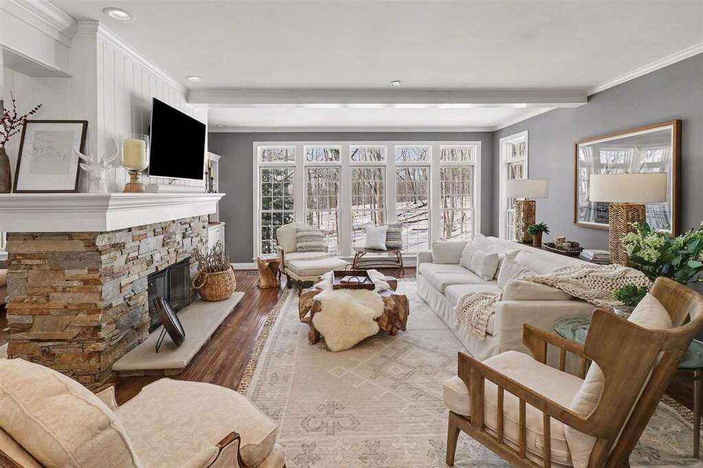 4 Bedroom Single Family Home/House's Image 15