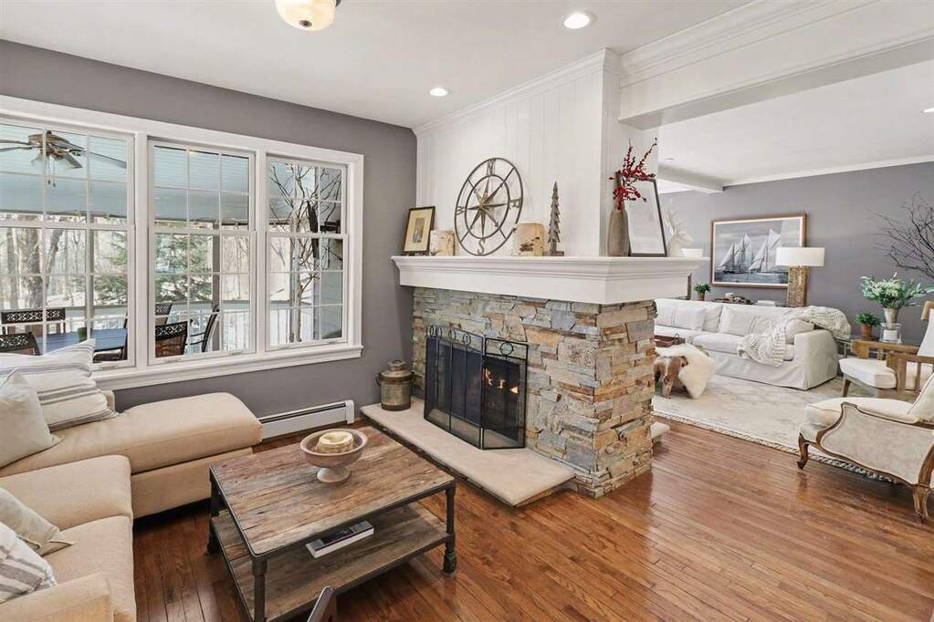 4 Bedroom Single Family Home/House's Image 16