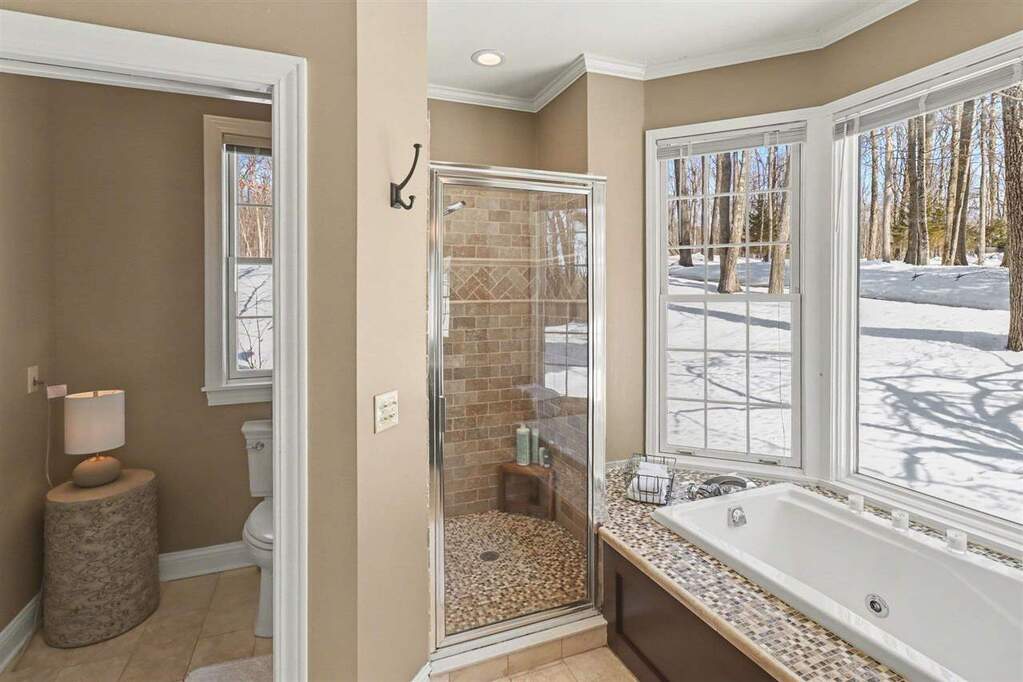 4 Bedroom Single Family Home/House's Image 24