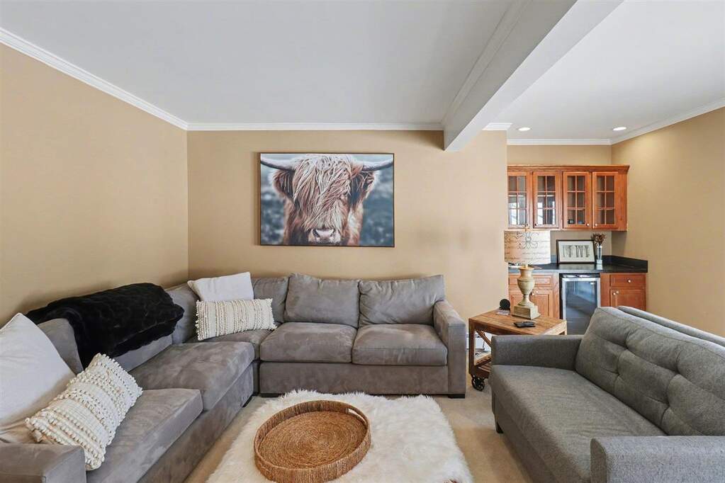 4 Bedroom Single Family Home/House's Image 27