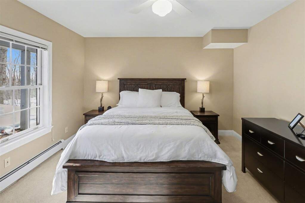 4 Bedroom Single Family Home/House's Image 38