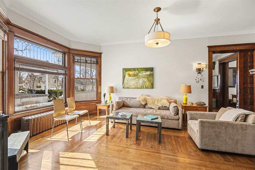 4 Bedroom Single Family Home/House's Image 15