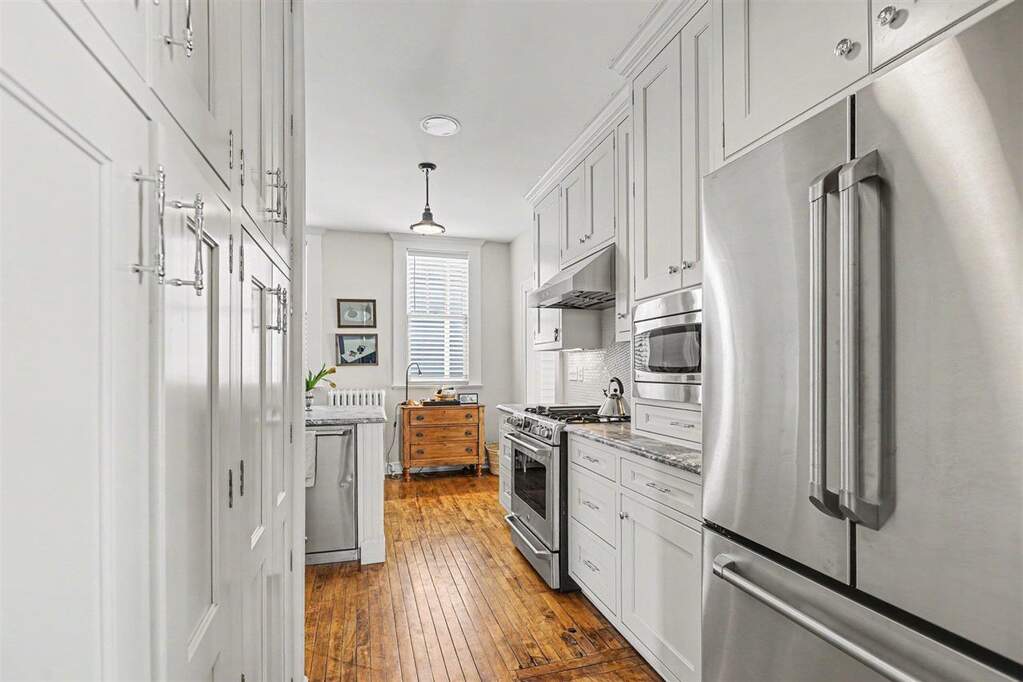 4 Bedroom Single Family Home/House's Image 19