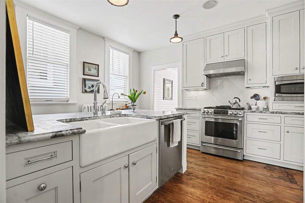4 Bedroom Single Family Home/House's Image 23