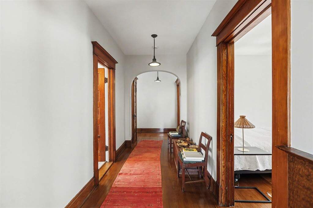 4 Bedroom Single Family Home/House's Image 33
