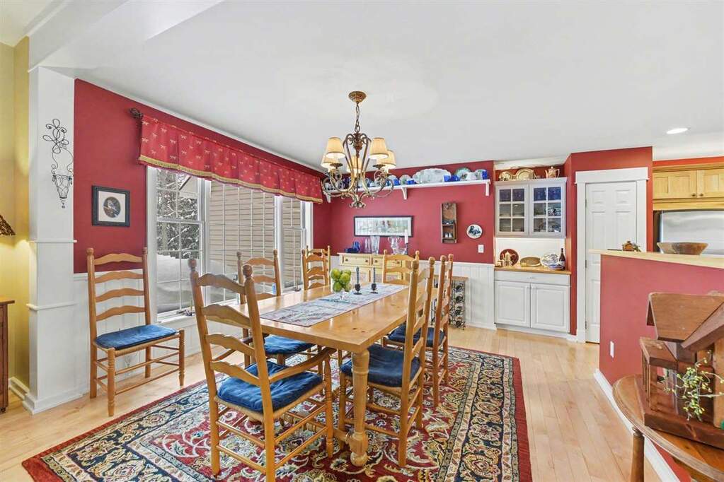 3 Bedroom Single Family Home/House's Image 16