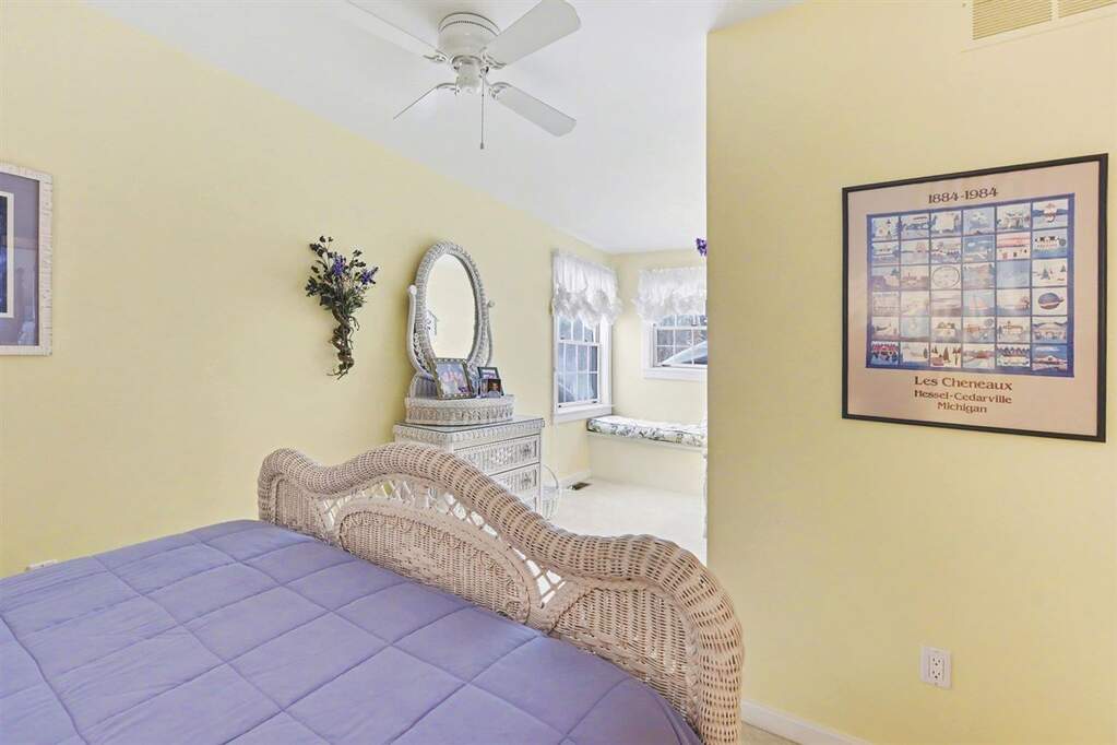 3 Bedroom Single Family Home/House's Image 31